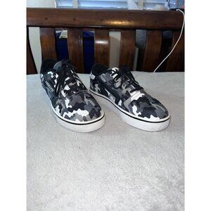 HEELYS Mens Gr8 Pro Prints Skate Sneakers Camo Grey Size 8